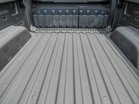 Used 2025 Chevrolet Silverado EV RST image 6