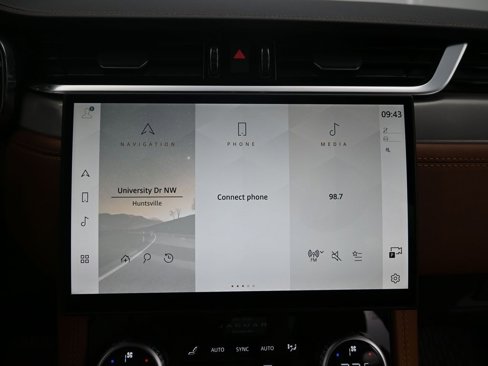 New 2025 Jaguar F-PACE R-Dynamic S image 21