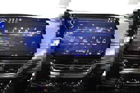 Used 2025 Chevrolet Equinox EV LT w/ LPO, All-Weather Mat Package image 8