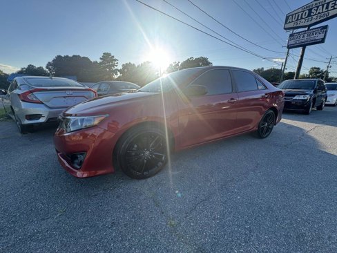 Used 2012 Toyota Camry image 2