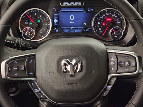 New 2026 RAM 1500 4x4 Crew Cab image 18