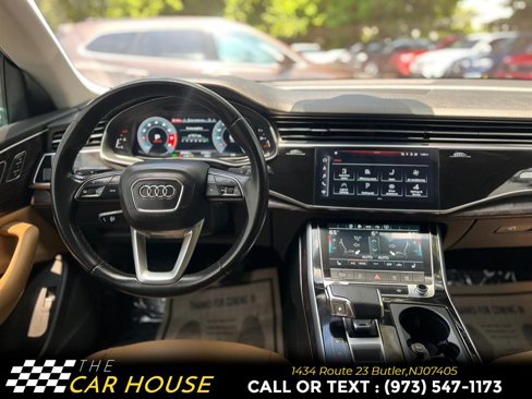 Used 2021 Audi Q8 Premium image 24