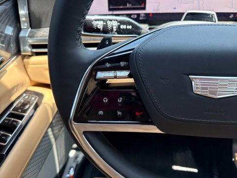 Used 2025 Cadillac Escalade IQ Sport 2 image 14
