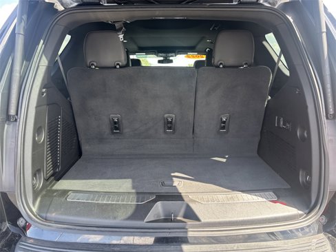 Used 2022 GMC Yukon AT4 image 32