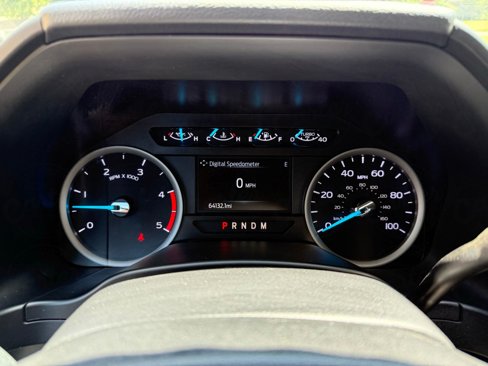 Used 2020 Ford F350 XLT w/ XLT Premium Package image 18
