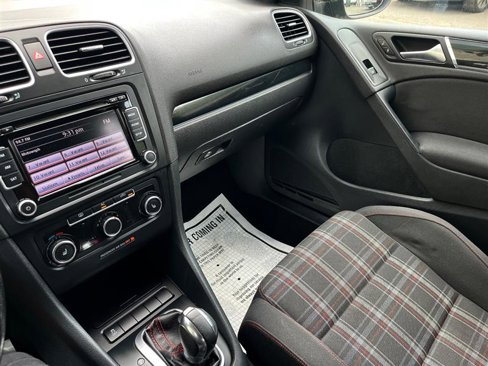 Used 2012 Volkswagen GTI Autobahn image 11