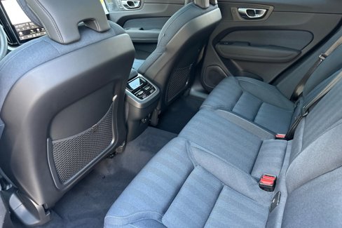 New 2026 Volvo XC60 B5 Ultra image 10