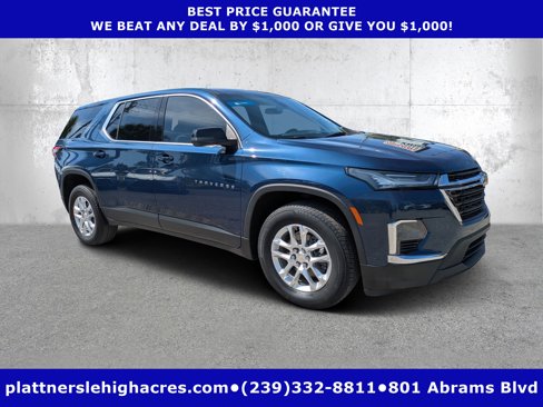 Used 2023 Chevrolet Traverse LS image 1