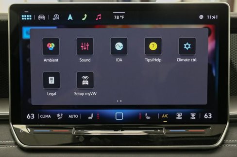 New 2025 Volkswagen Tiguan SE image 20