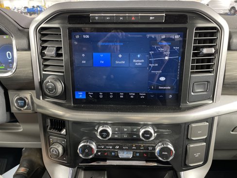 Used 2024 Ford F150 Lariat image 23