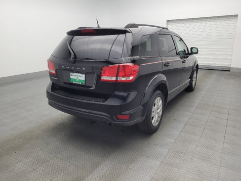 Used 2019 Dodge Journey SE image 9