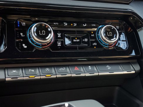 New 2026 GMC Sierra 1500 AT4 w/ AT4 Preferred Package image 30