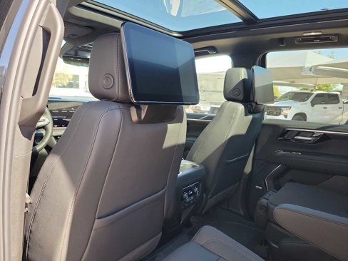 New 2026 Chevrolet Tahoe Z71 image 12
