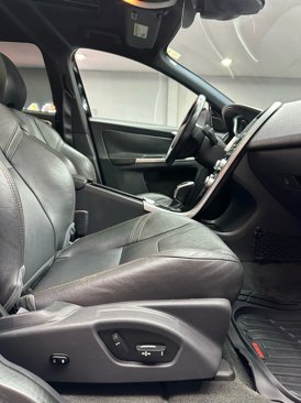Used 2016 Volvo XC60 T5 Premier w/ Proximity Package image 36