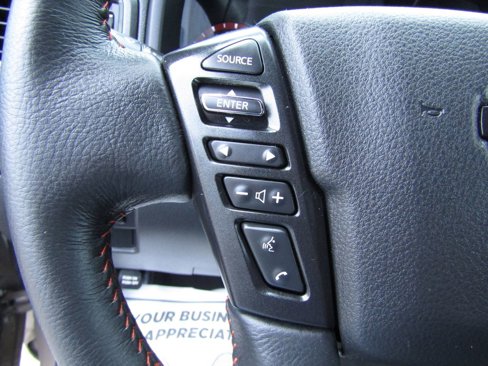 Used 2024 Nissan Titan PRO-4X w/ Pro-4x Utility Package image 17