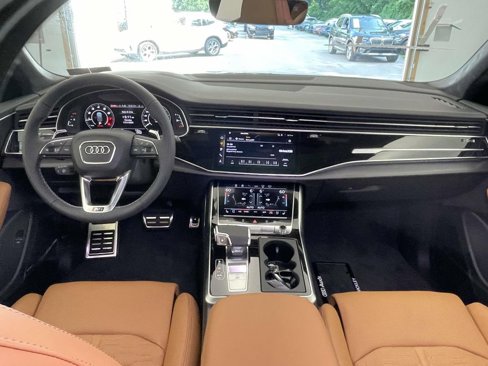 New 2025 Audi RS Q8 performance image 26