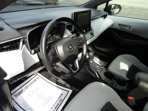 Used 2023 Toyota Corolla SE w/ SE Premium Package image 12