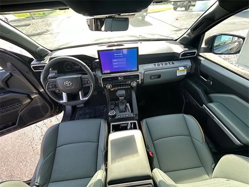 New 2025 Toyota Tacoma 4x4 Double Cab Hybrid image 22