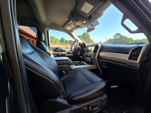 Used 2019 Ford F250 Lariat image 12