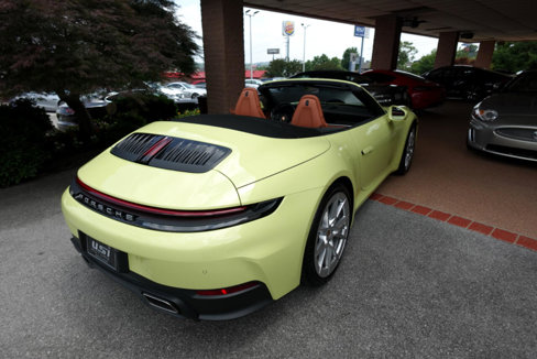 Used 2025 Porsche 911 Carrera image 26