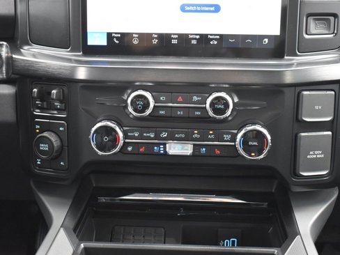 New 2026 Ford F250 Lariat image 19