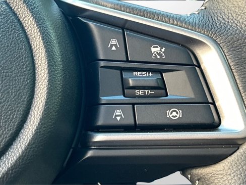 New 2025 Subaru Ascent Limited image 32