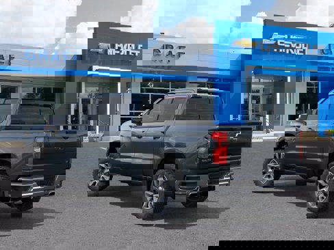 New 2026 Chevrolet Silverado 1500 LT image 3