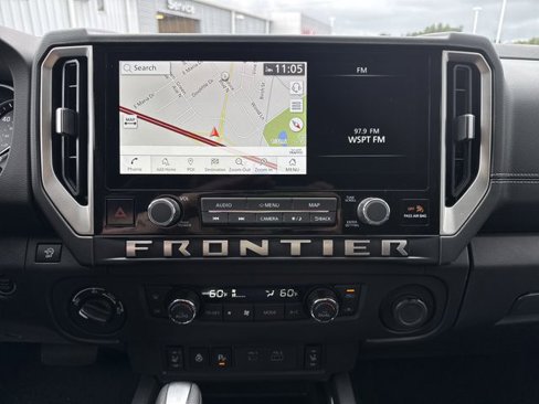 New 2025 Nissan Frontier SL image 9