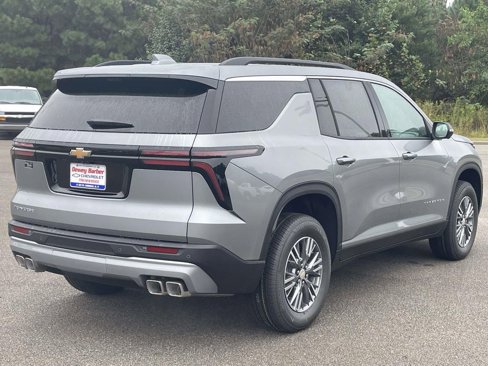 New 2026 Chevrolet Traverse LT image 3