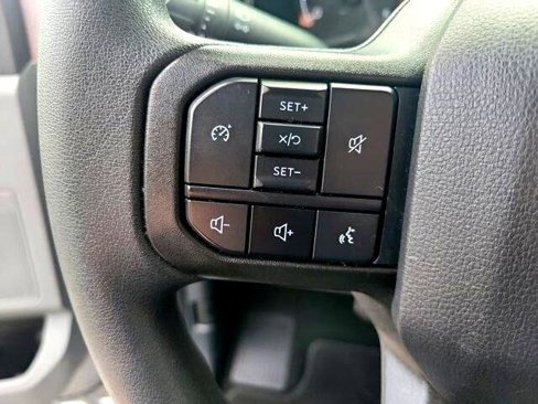 Used 2024 Ford F350 XLT image 27