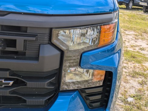 Used 2023 Chevrolet Silverado 1500 Custom w/ LPO, Dark Essentials Package image 10
