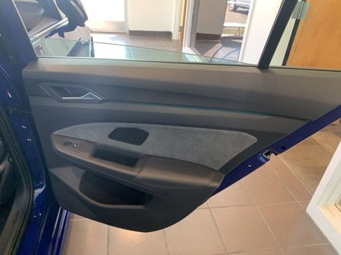 New 2025 Volkswagen Golf R Black Edition image 21