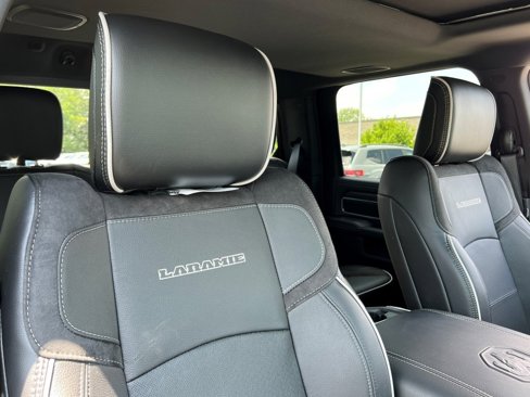 New 2025 RAM 2500 Laramie image 8