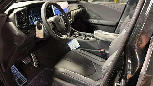 New 2026 Lexus TX 500h AWD image 23