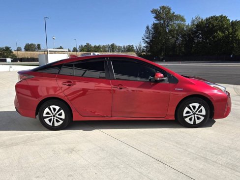 Used 2016 Toyota Prius Two image 4