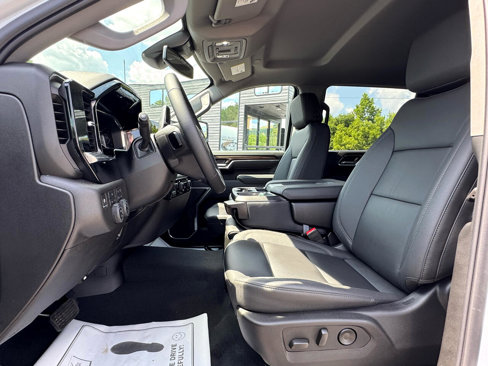 Used 2025 Chevrolet Silverado 2500 LT w/ All Star Edition image 12