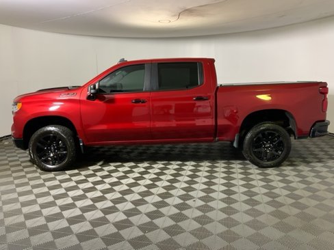 Used 2023 Chevrolet Silverado 1500 LT Trail Boss w/ Convenience Package II image 13