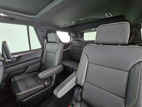 Used 2026 Chevrolet Tahoe Premier image 21