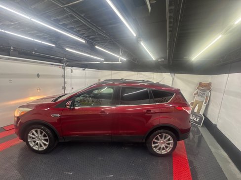 Used 2013 Ford Escape SEL image 1