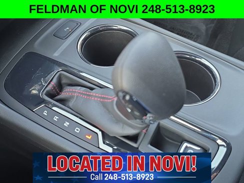 Used 2022 Chevrolet Equinox RS w/ Infotainment Package image 20