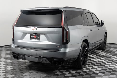 Used 2024 Cadillac Escalade ESV V w/ LPO, Floor Liner Package image 7