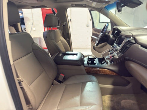 Used 2016 Chevrolet Suburban LTZ image 22
