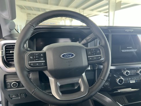 New 2025 Ford F250 Lariat w/ Lariat Ultimate Package image 11