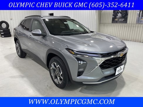 New 2025 Chevrolet Trax LT w/ Driver Confidence Package image 1