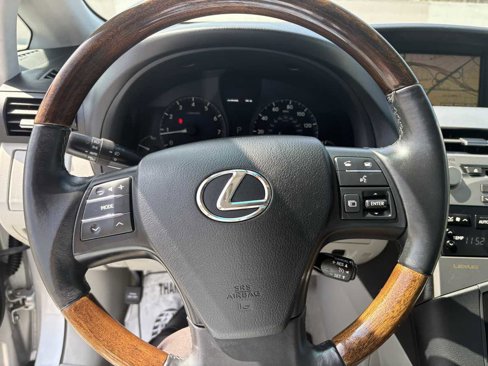 Used 2010 Lexus RX 350 2WD image 25