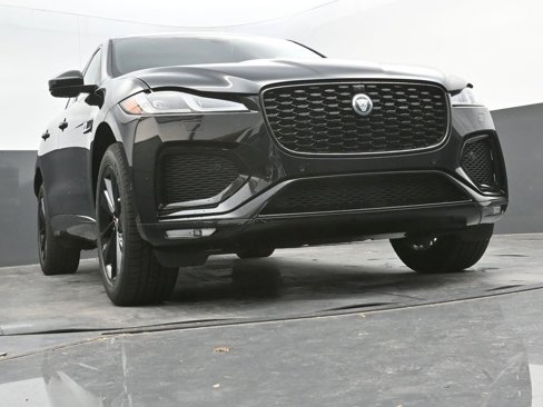 New 2026 Jaguar F-PACE R-Dynamic S image 31