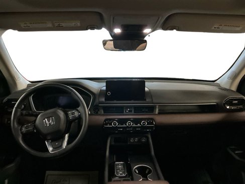 Used 2023 Honda Pilot Elite image 9