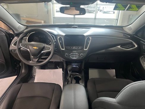 Used 2022 Chevrolet Malibu LT image 23
