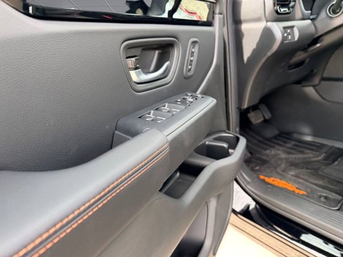 New 2025 Honda Pilot TrailSport image 11