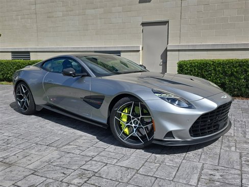 New 2025 Aston Martin Vanquish image 23